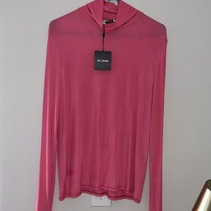 St. John pink turtleneck NWT